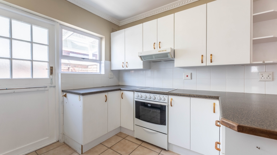 2 Bedroom Property for Sale in Parklands Western Cape